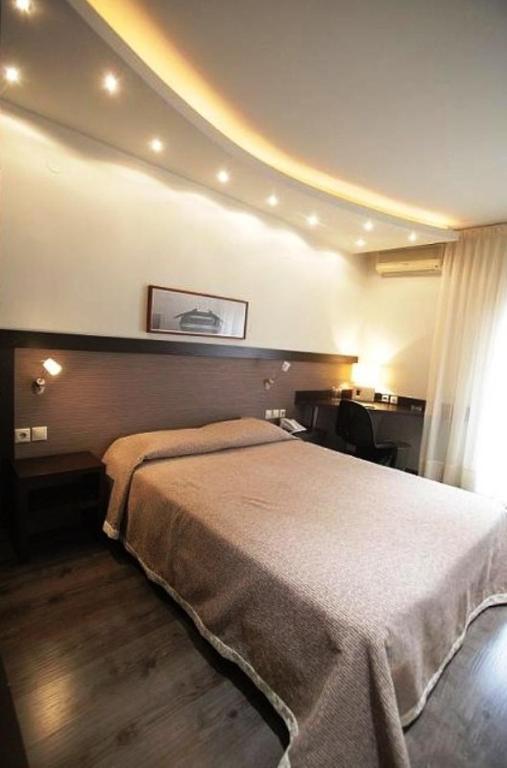 Aliakmon Hotel Kozáni Szoba fotó
